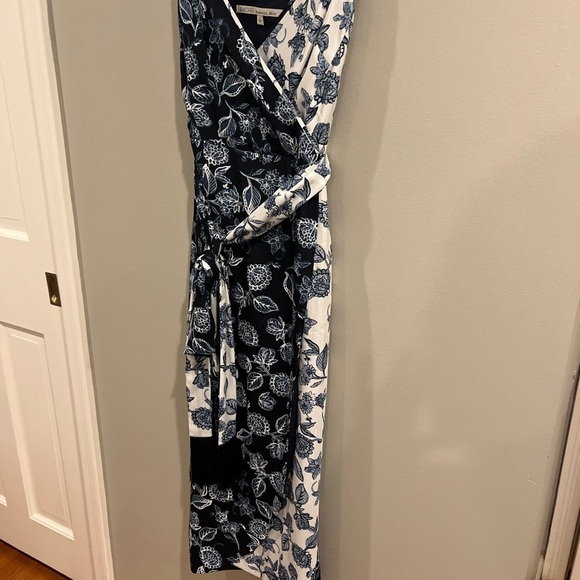 RACHEL Rachel Roy Black Floral Wrap Neck Maxi Chiffon Dress Size 2 Blue/White - Picture 4 of 7